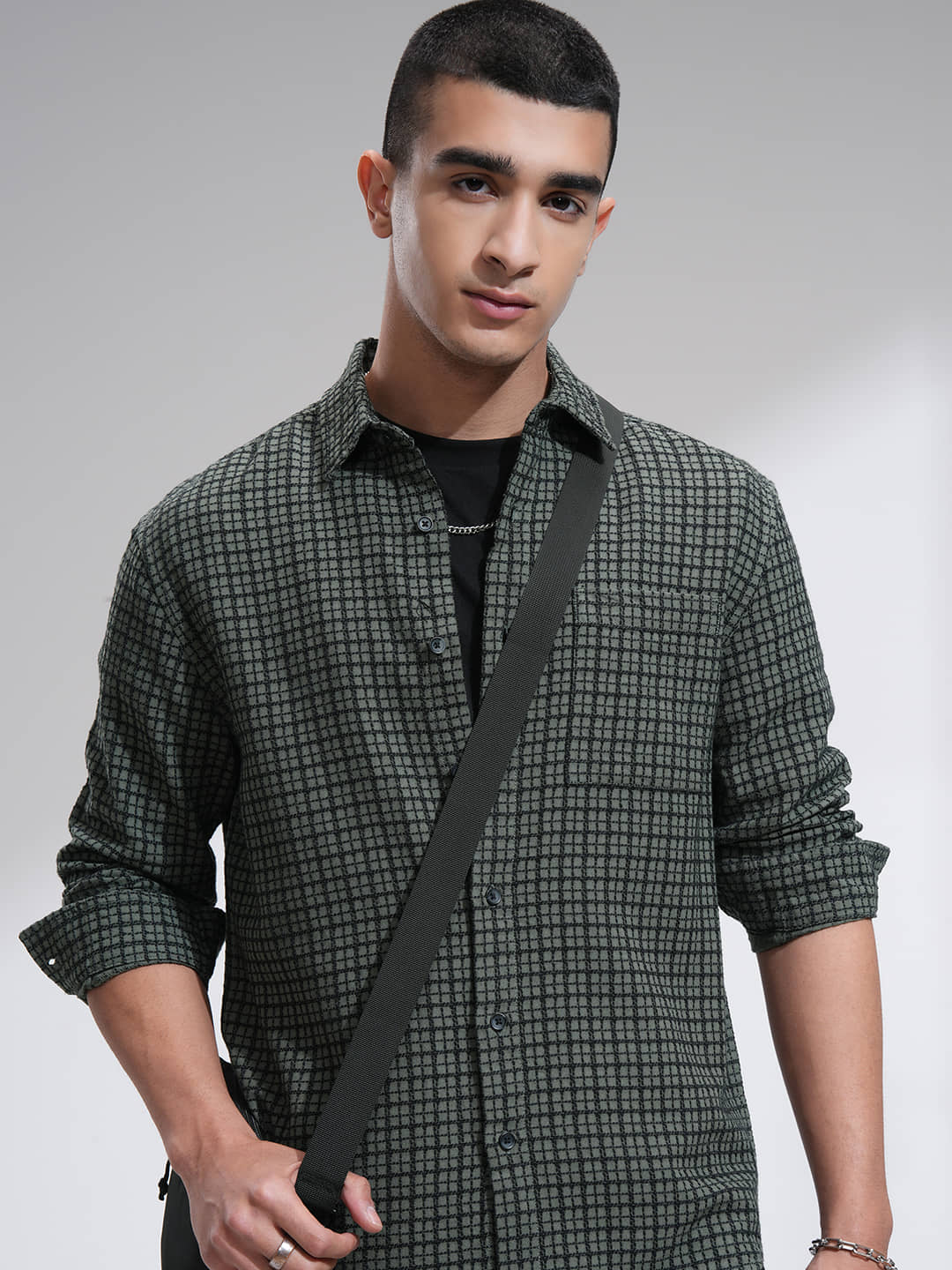 Highlander 100% Cotton Regular Fit Checks Full Sleeves Men's Casual Shirt - Green ( Pack of 1 )
