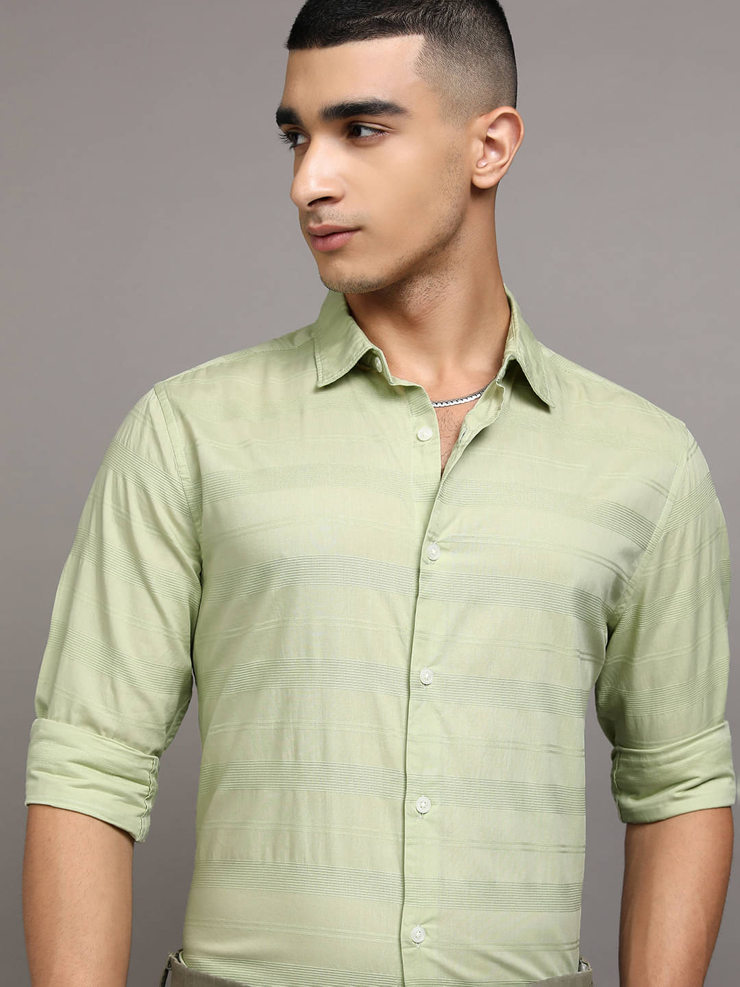     			Highlander 100% Cotton Regular Fit Striped Full Sleeves Men's Casual Shirt - Light Green ( Pack of 1 )