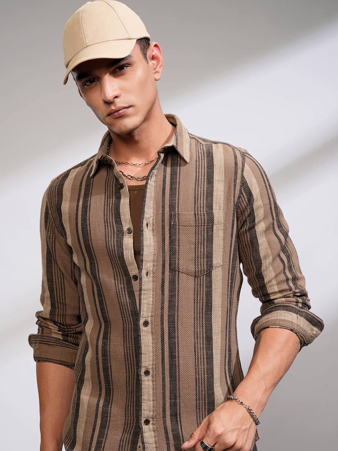    			Highlander 100% Cotton Slim Fit Striped Full Sleeves Men's Casual Shirt - Beige ( Pack of 1 )