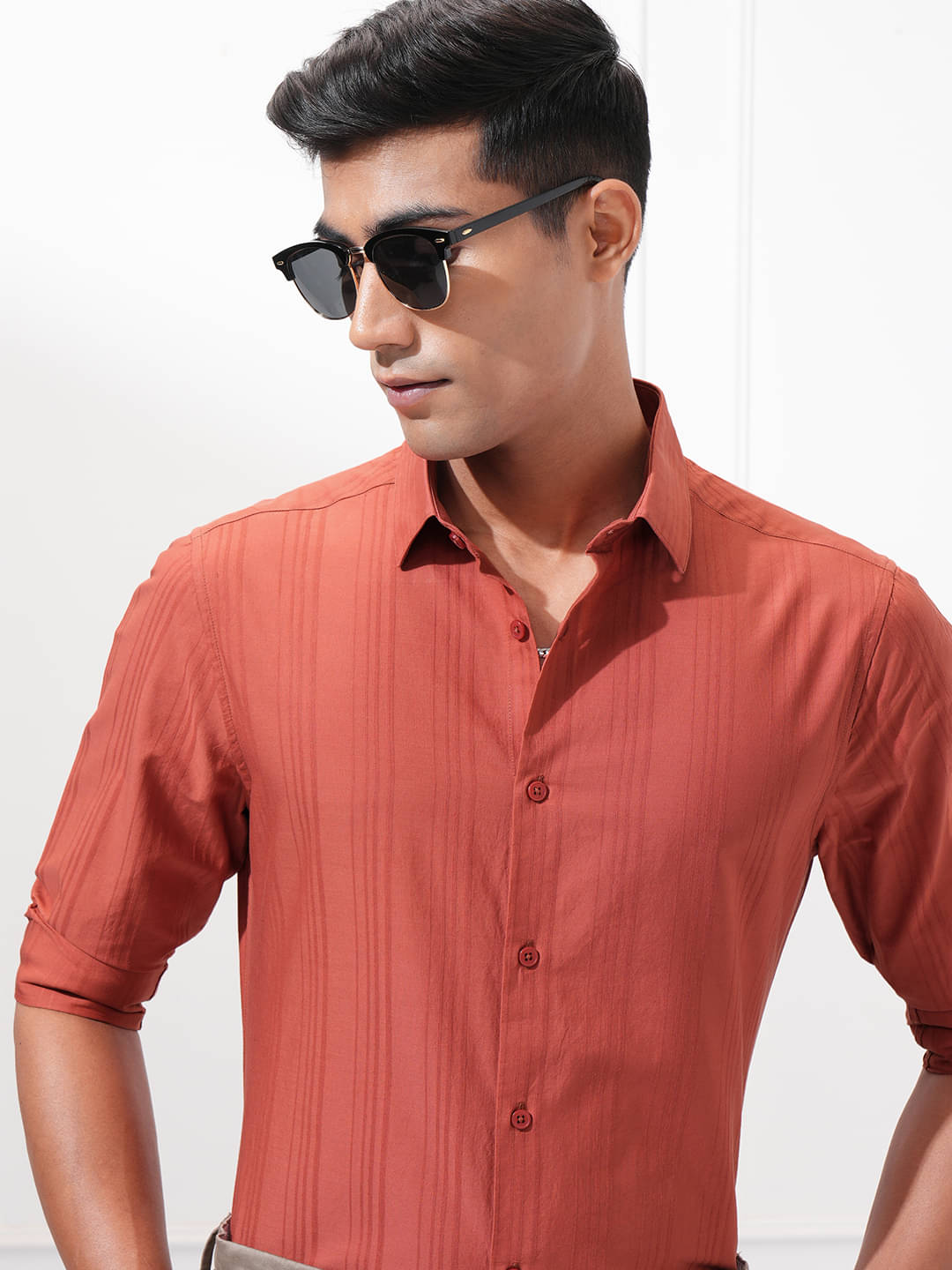     			Highlander 100% Cotton Slim Fit Striped Full Sleeves Men's Casual Shirt - Multicolor ( Pack of 1 )