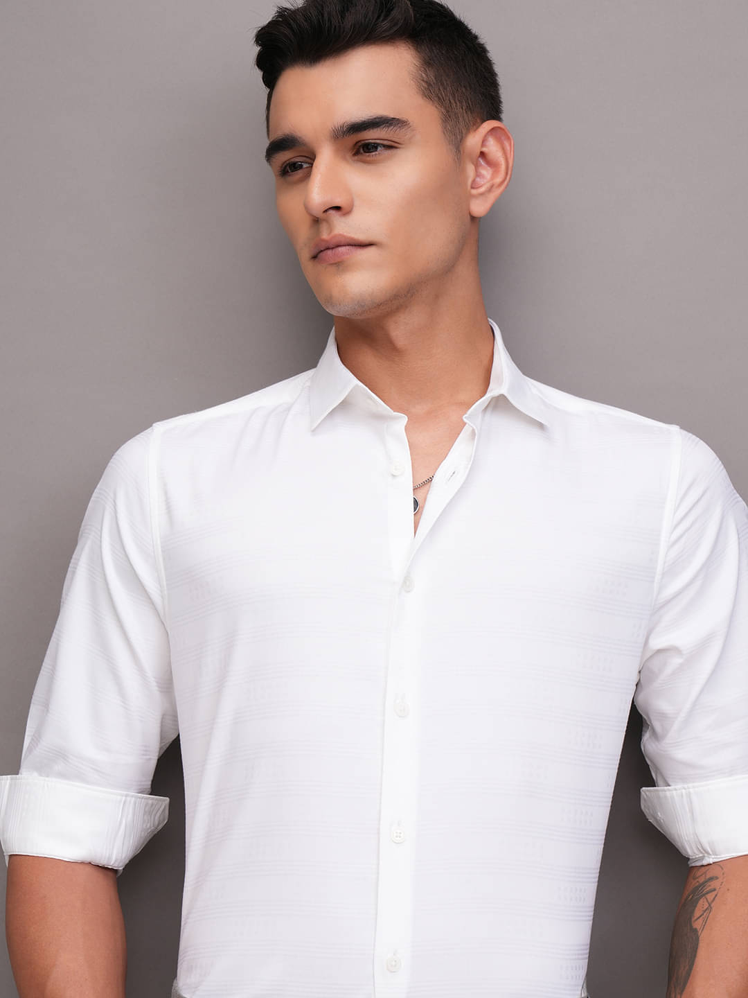     			Highlander 100% Cotton Slim Fit Striped Full Sleeves Men's Casual Shirt - White ( Pack of 1 )