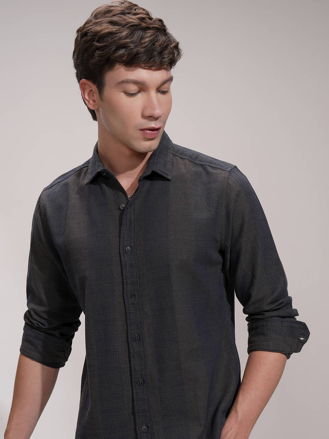 Highlander 100% Cotton Slim Fit Self Design Full Sleeves Men's Casual Shirt - Multicolor ( Pack of 1 ) Highlander 100% Cotton Slim Fit Self Design Full Sleeves Men's Casual Shirt - Multicolor ( Pack of 1 )