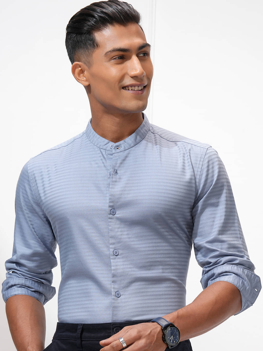     			Highlander Cotton Blend Regular Fit Self Design Full Sleeves Men's Casual Shirt - Blue ( Pack of 1 )