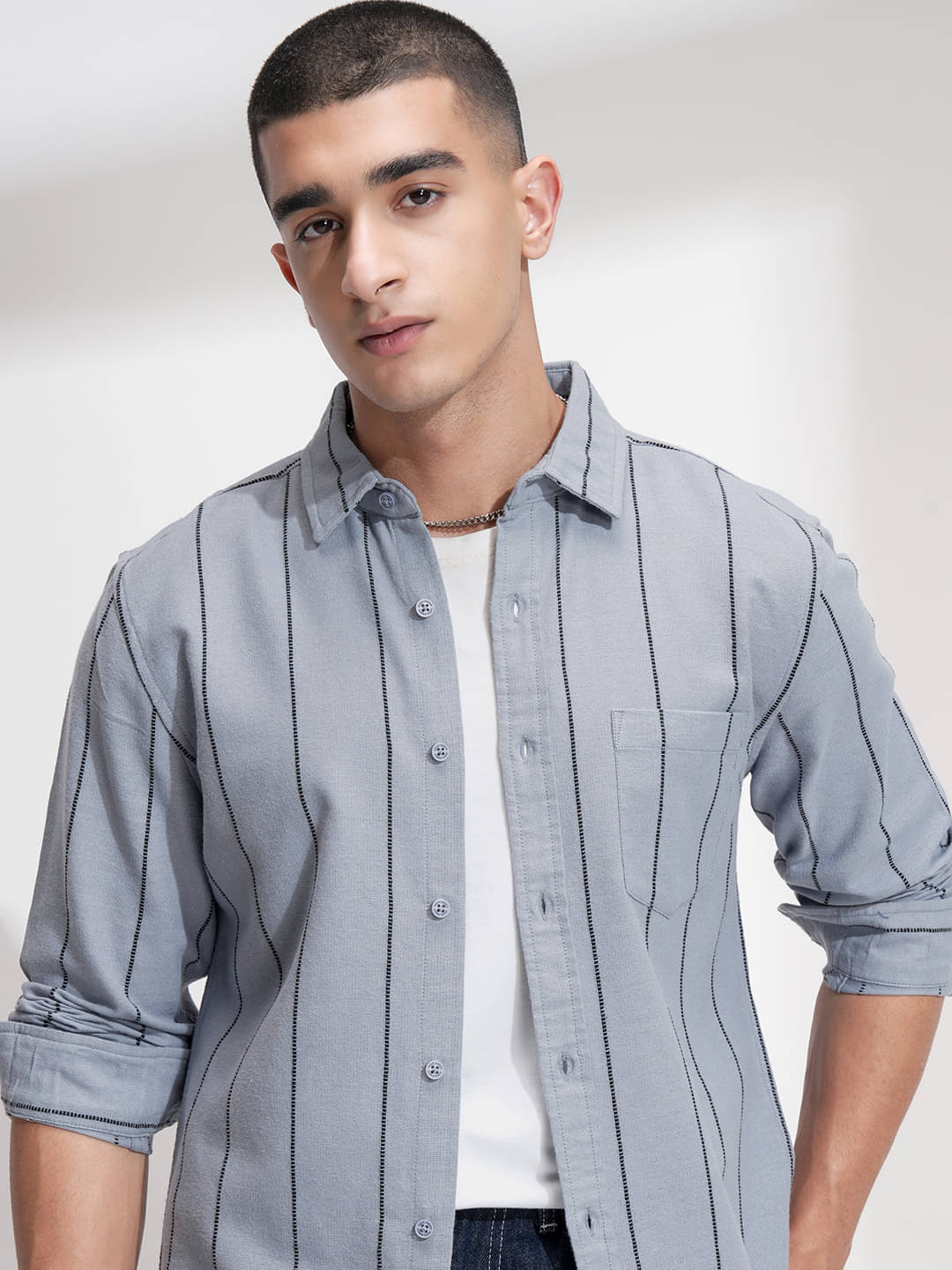 Highlander Cotton Blend Regular Fit Solids Full Sleeves Men's Casual Shirt - Blue ( Pack of 1 )     			Highlander Cotton Blend Regular Fit Solids Full Sleeves Men's Casual Shirt - Blue ( Pack of 1 )