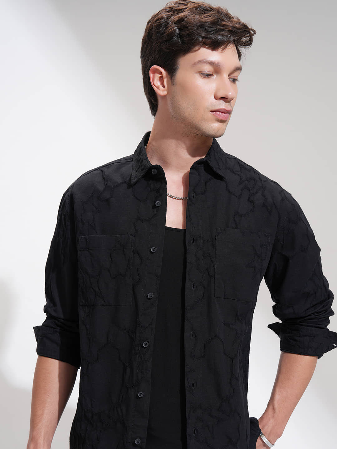 Highlander Cotton Blend Relaxed Fit Self Design Full Sleeves Men's Casual Shirt - Black ( Pack of 1 )