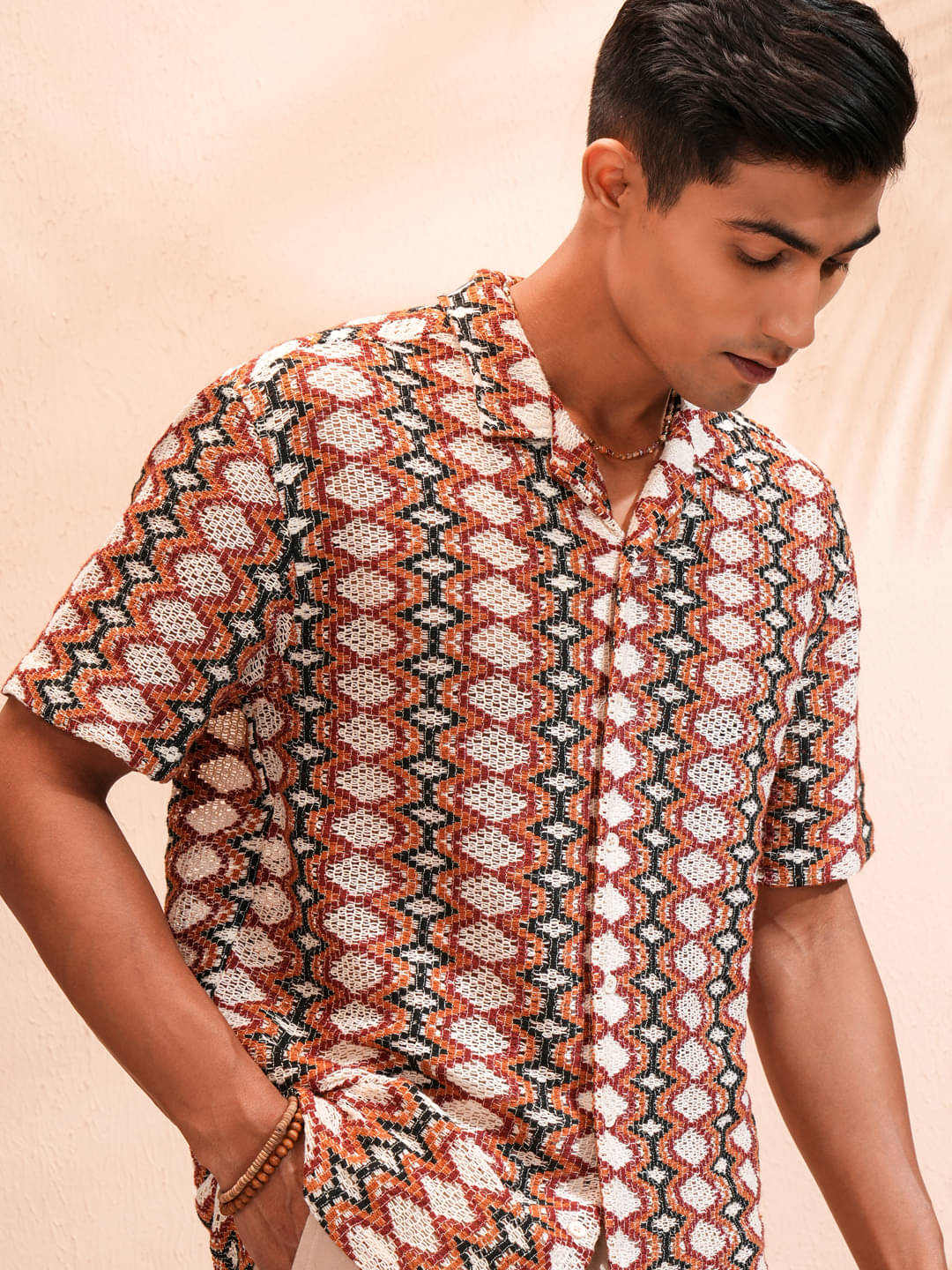     			Highlander Cotton Blend Relaxed Fit Self Design Half Sleeves Men's Casual Shirt - Multicolor ( Pack of 1 )