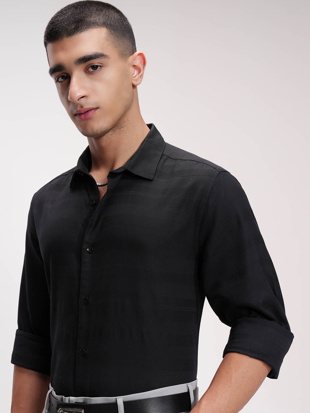     			Highlander Cotton Blend Slim Fit Striped Full Sleeves Men's Casual Shirt - Black ( Pack of 1 )