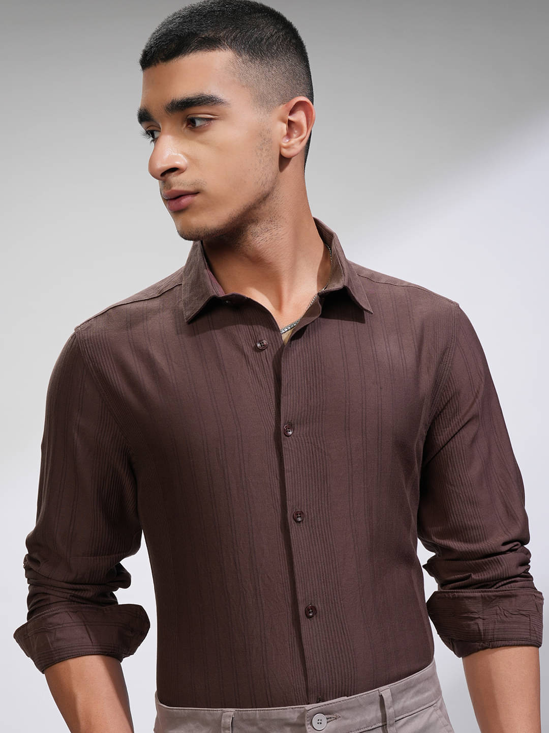 Highlander Cotton Blend Slim Fit Striped Full Sleeves Men's Casual Shirt - Brown ( Pack of 1 )     			Highlander Cotton Blend Slim Fit Striped Full Sleeves Men's Casual Shirt - Brown ( Pack of 1 )