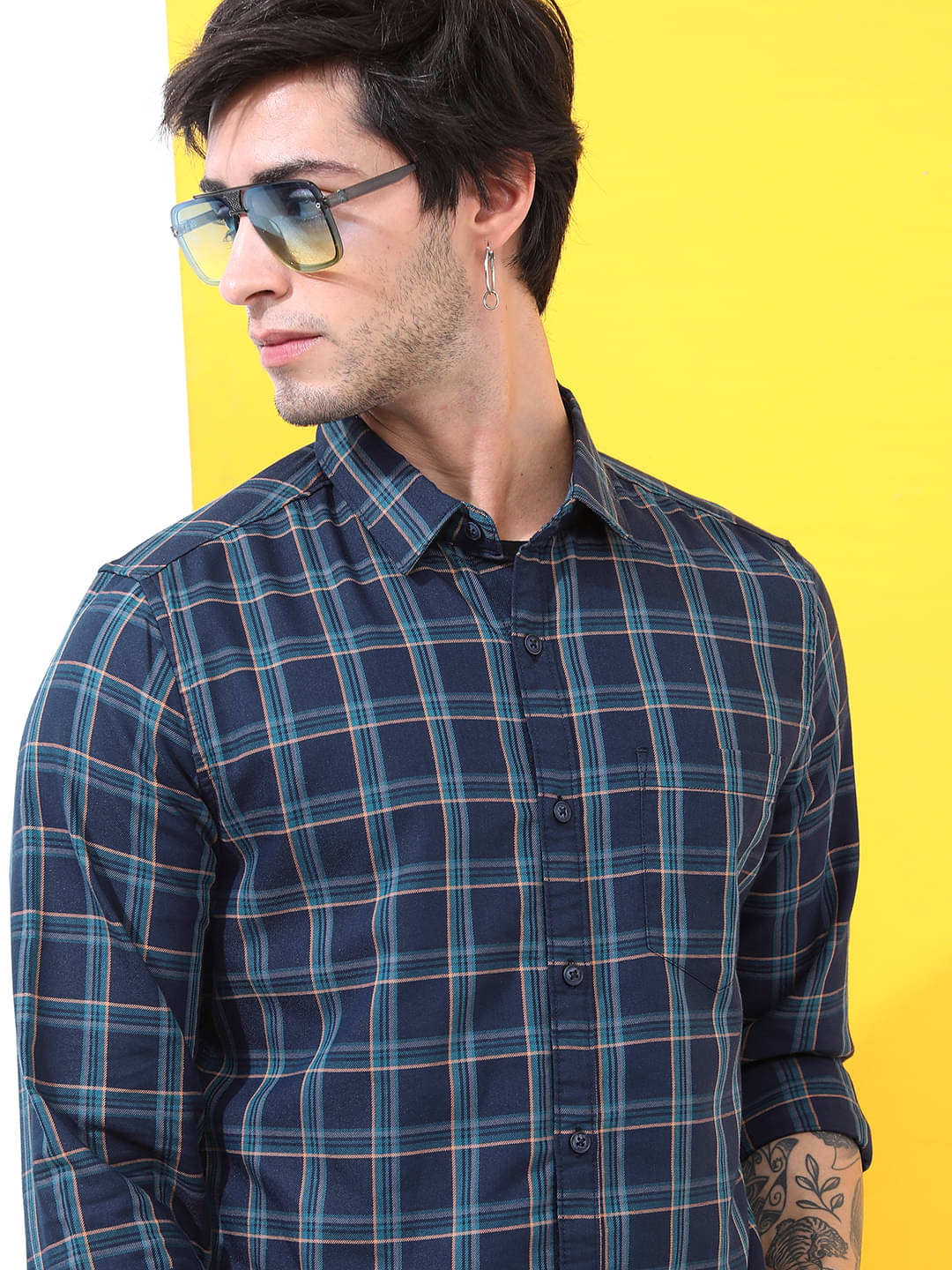     			Highlander Cotton Blend Slim Fit Checks Full Sleeves Men's Casual Shirt - Navy ( Pack of 1 )