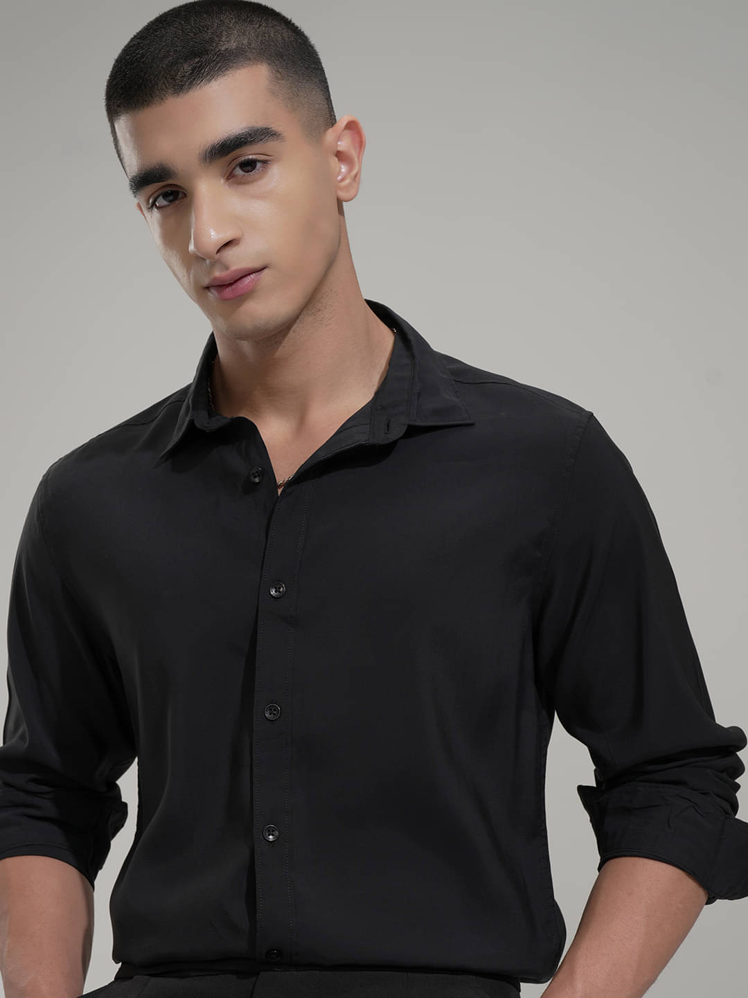 Highlander Poly Cotton Slim Fit Solids Full Sleeves Men's Casual Shirt - Black ( Pack of 1 )     			Highlander Poly Cotton Slim Fit Solids Full Sleeves Men's Casual Shirt - Black ( Pack of 1 )
