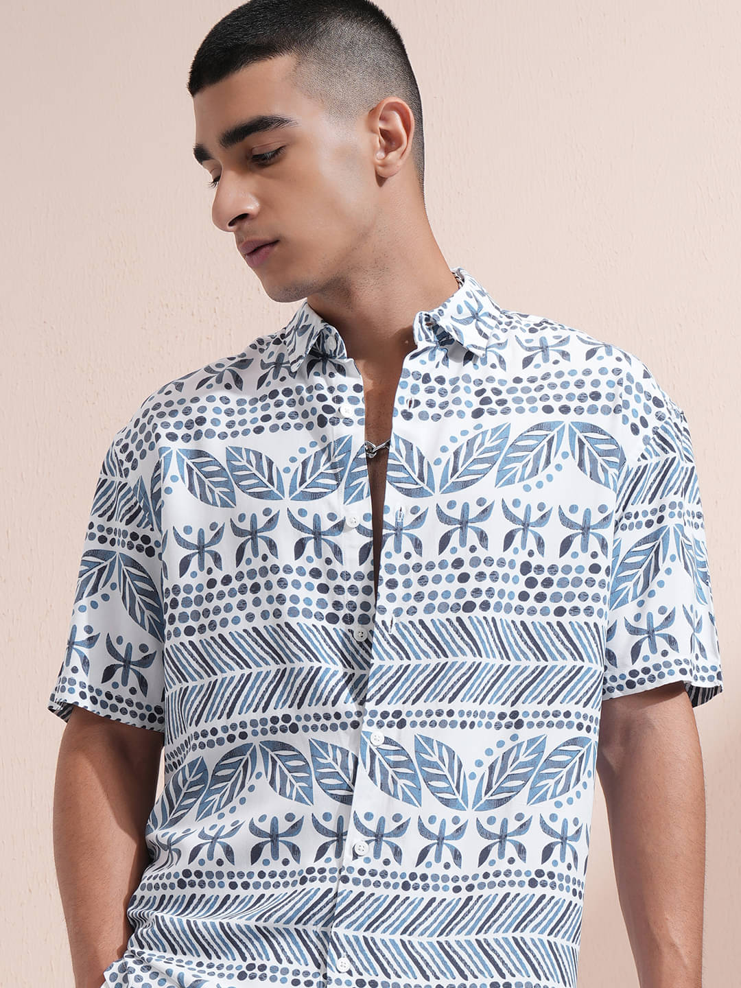     			Highlander Viscose Relaxed Fit Printed Half Sleeves Men's Casual Shirt - Multicolor ( Pack of 1 )