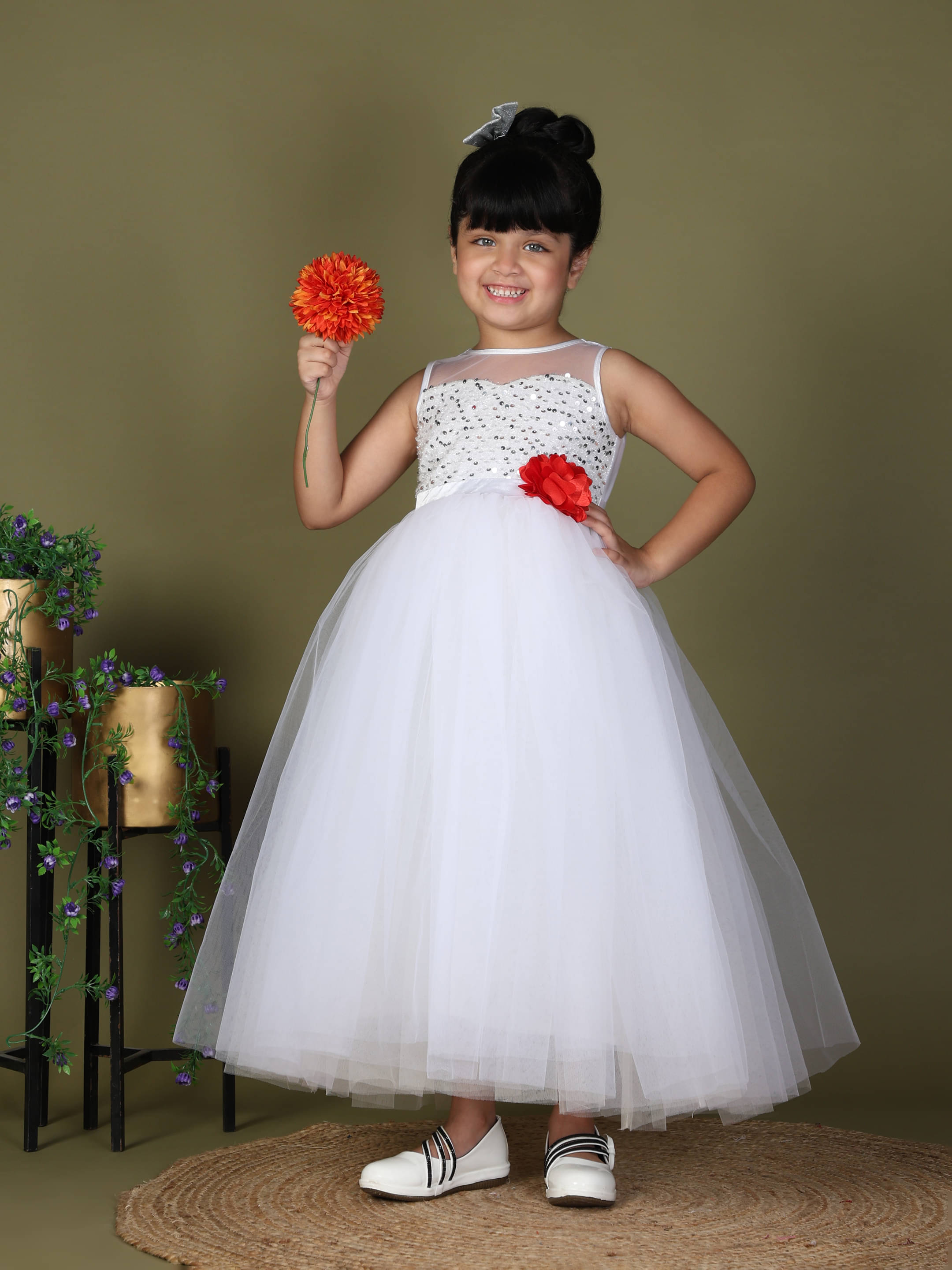 Toy Balloon Kids Sequin Gown For Baby Girls ( Pack of 1 , White ) Toy Balloon Kids Sequin Gown For Baby Girls ( Pack of 1 , White )