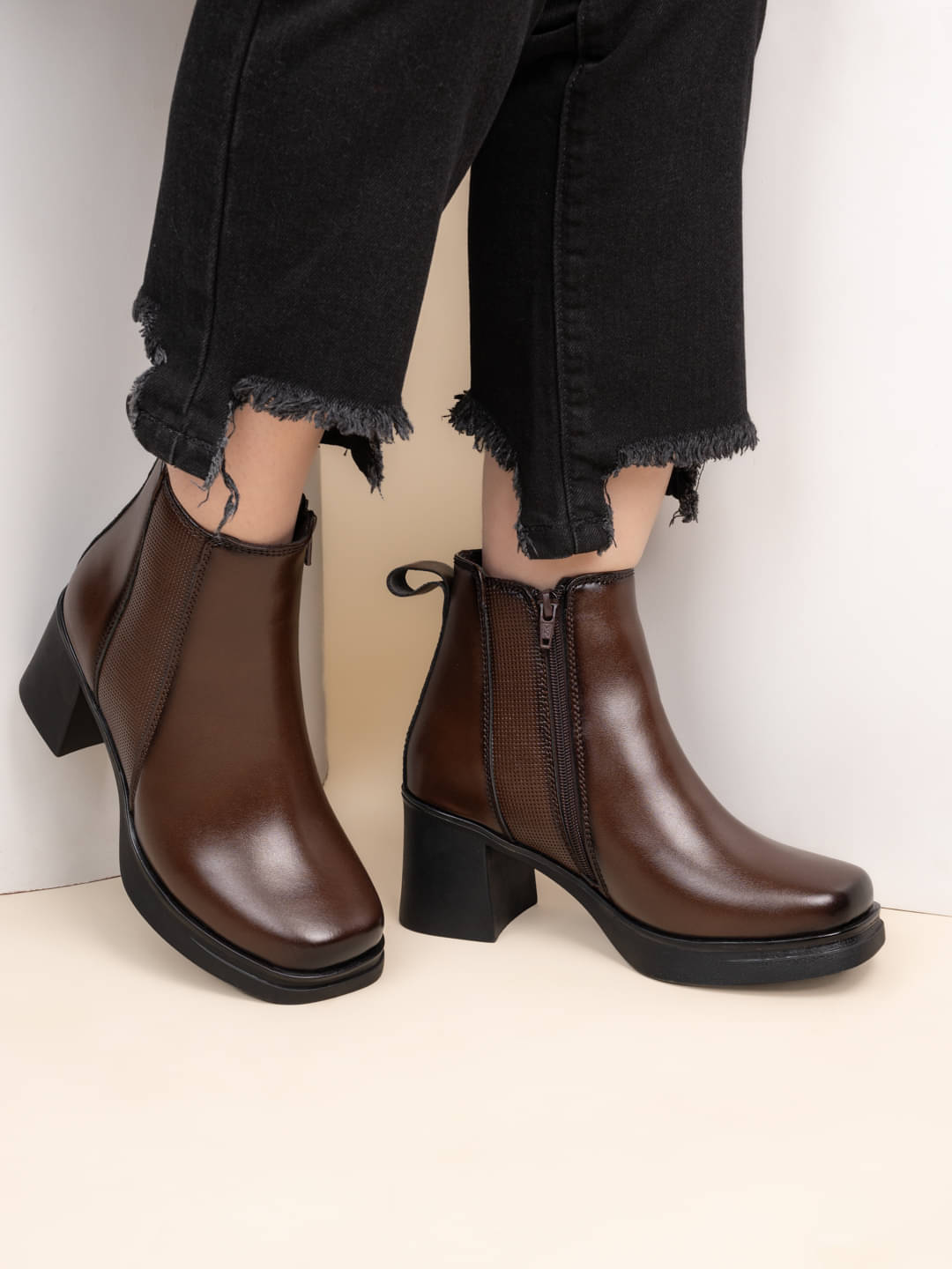 Fentacia Brown Women's Ankle Length Boots Fentacia Brown Women's Ankle Length Boots