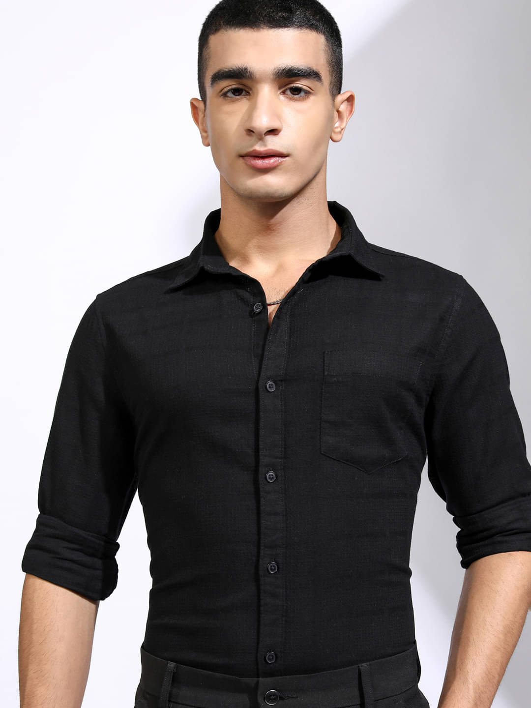     			Highlander 100% Cotton Regular Fit Self Design Full Sleeves Men's Casual Shirt - Black ( Pack of 1 )