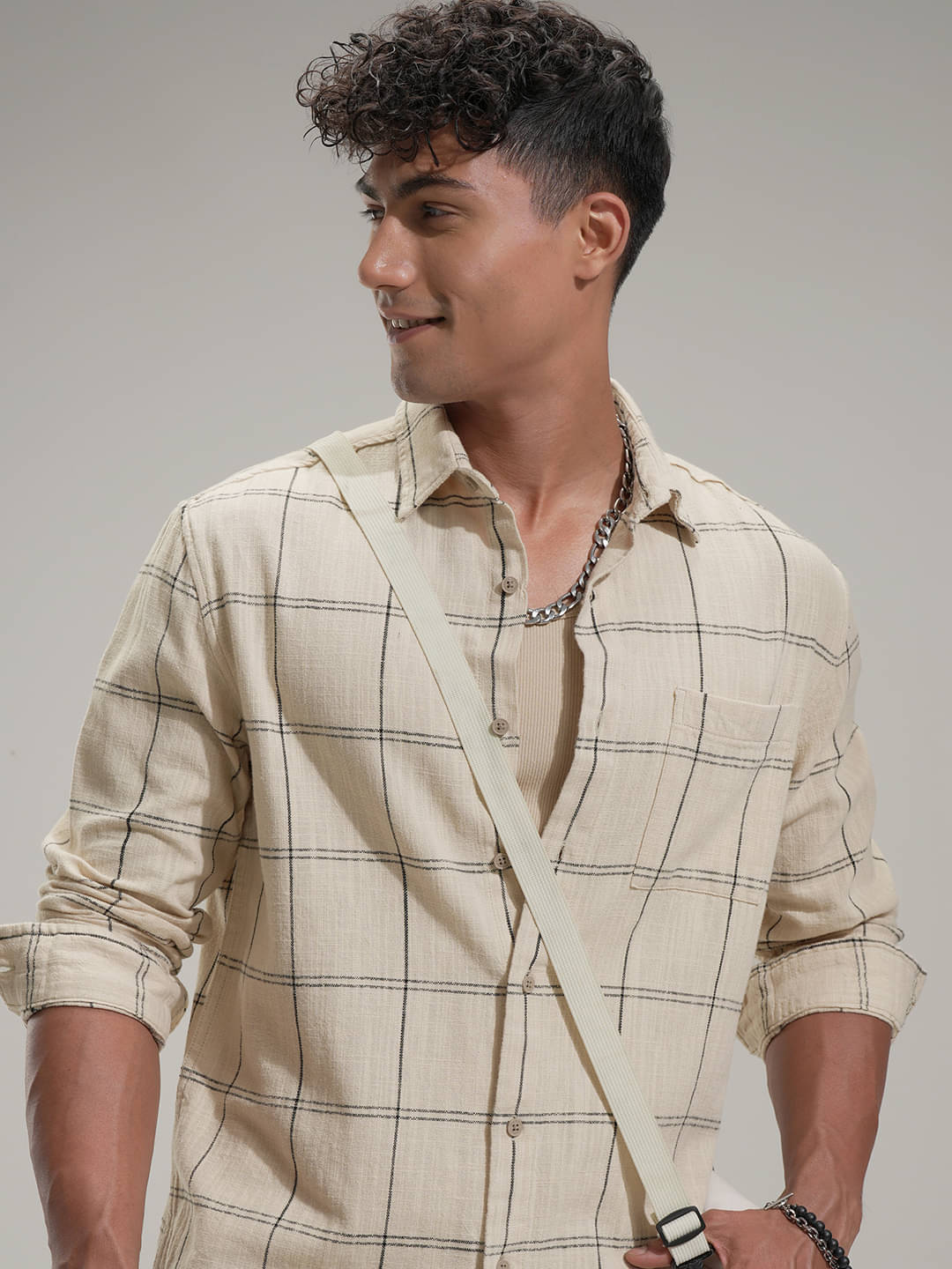Highlander 100% Cotton Relaxed Fit Checks Full Sleeves Men's Casual Shirt - Beige ( Pack of 1 ) Highlander 100% Cotton Relaxed Fit Checks Full Sleeves Men's Casual Shirt - Beige ( Pack of 1 )