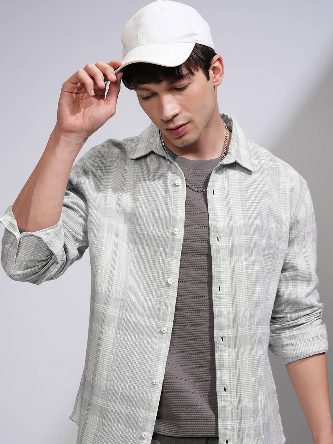     			Highlander 100% Cotton Relaxed Fit Checks Full Sleeves Men's Casual Shirt - Grey ( Pack of 1 )