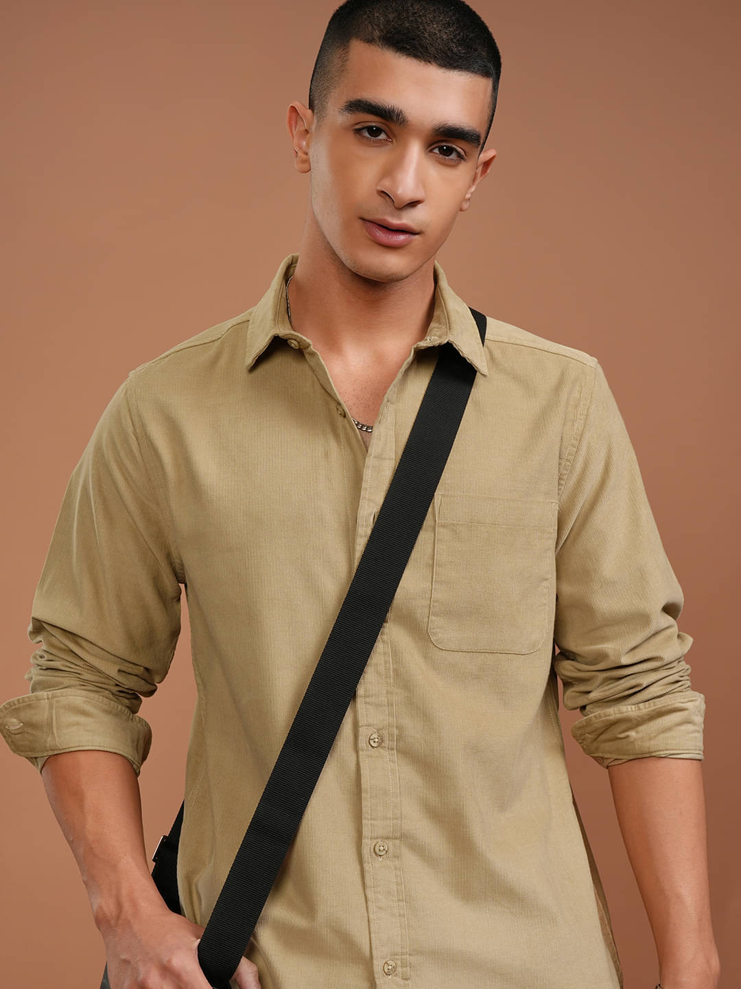     			Highlander 100% Cotton Slim Fit Self Design Full Sleeves Men's Casual Shirt - Beige ( Pack of 1 )