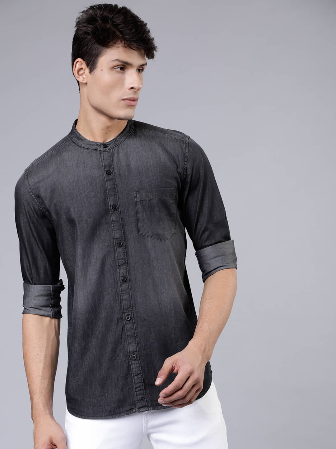 Highlander 100% Cotton Slim Fit Solids Full Sleeves Men's Casual Shirt - Black ( Pack of 1 )     			Highlander 100% Cotton Slim Fit Solids Full Sleeves Men's Casual Shirt - Black ( Pack of 1 )