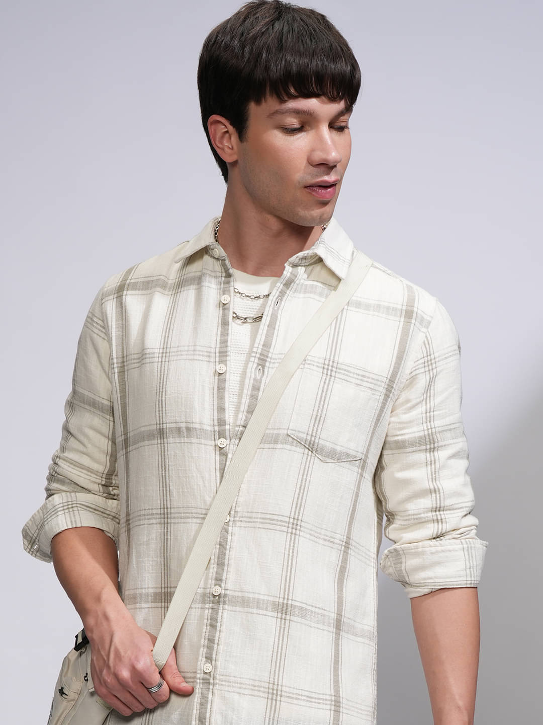     			Highlander 100% Cotton Slim Fit Checks Full Sleeves Men's Casual Shirt - Cream ( Pack of 1 )