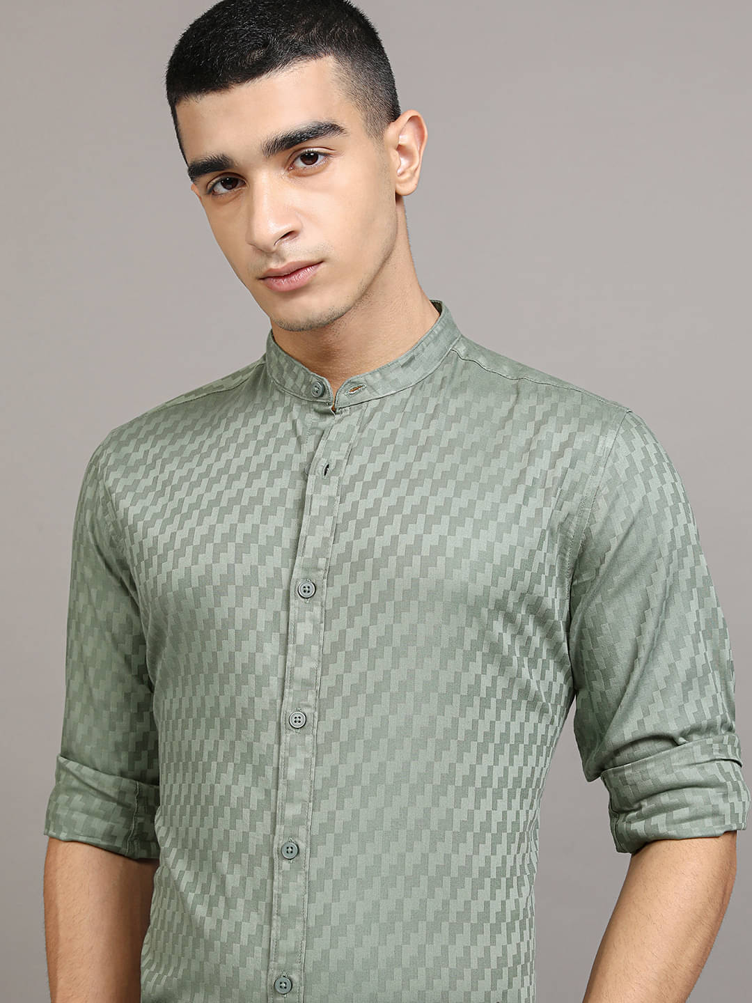 Highlander Cotton Blend Regular Fit Self Design Full Sleeves Men's Casual Shirt - Green ( Pack of 1 ) Highlander Cotton Blend Regular Fit Self Design Full Sleeves Men's Casual Shirt - Green ( Pack of 1 )