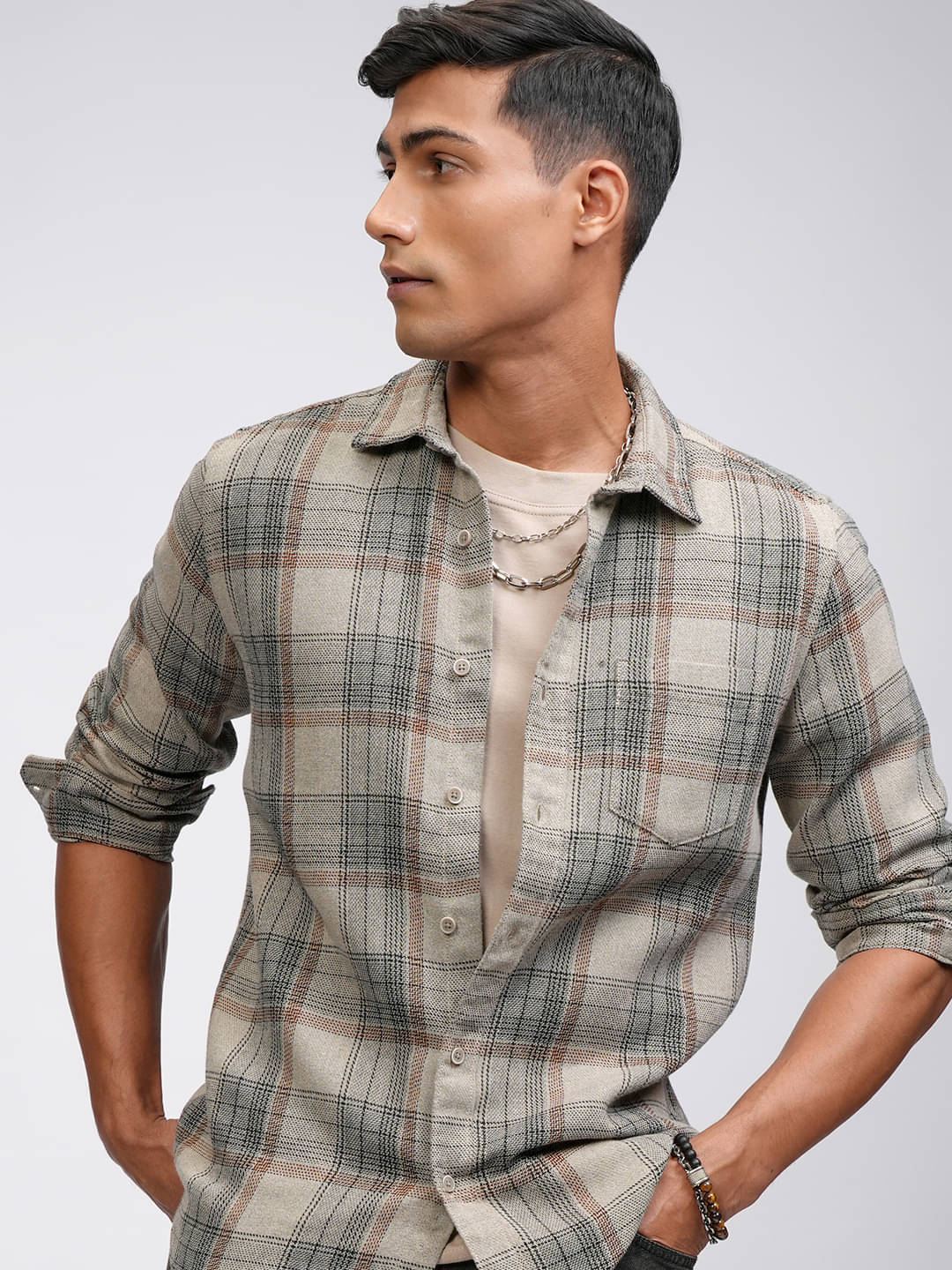 Highlander Cotton Blend Regular Fit Checks Full Sleeves Men's Casual Shirt - Beige ( Pack of 1 ) Highlander Cotton Blend Regular Fit Checks Full Sleeves Men's Casual Shirt - Beige ( Pack of 1 )