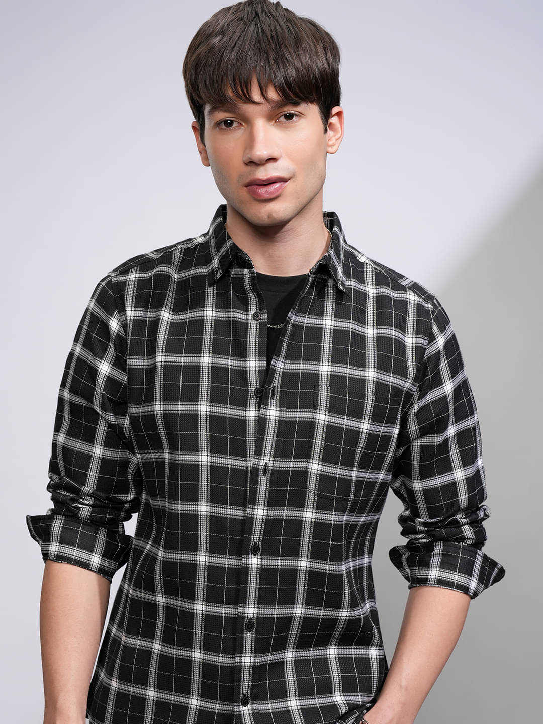     			Highlander Cotton Blend Slim Fit Checks Full Sleeves Men's Casual Shirt - Black ( Pack of 1 )