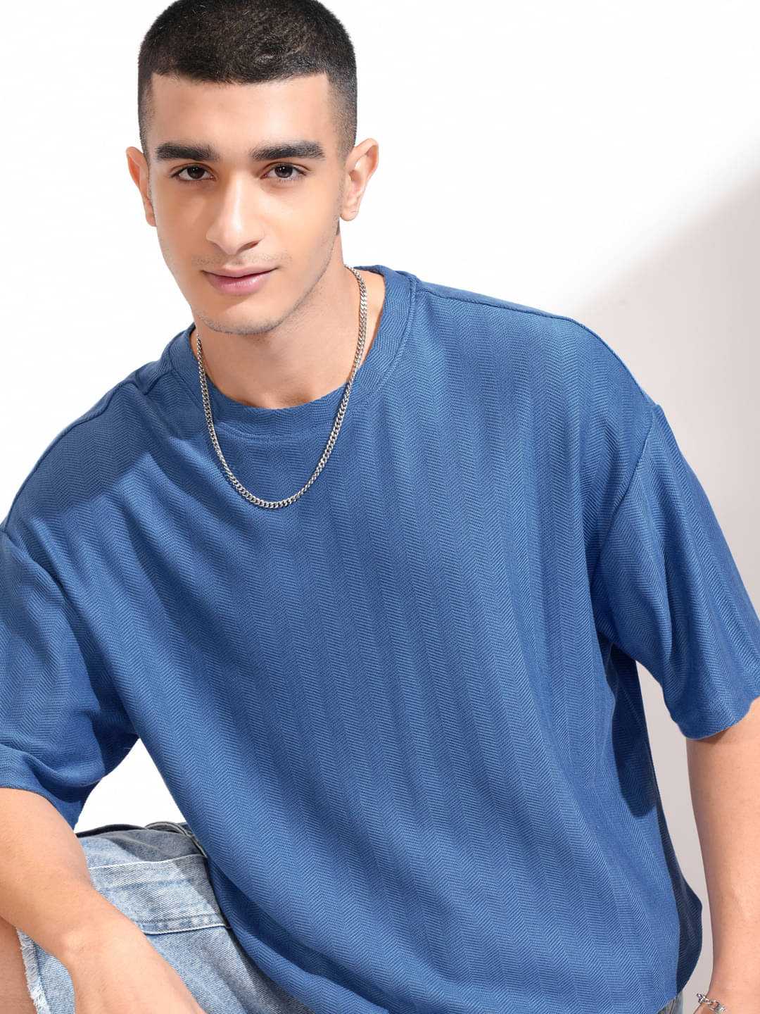     			Highlander Men Cotton Blend Oversized Fit Self Design T-Shirt ( Blue )
