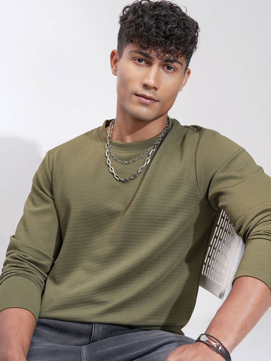 Highlander Men Polyester Oversized Fit Self Design T-Shirt ( Green ) Highlander Men Polyester Oversized Fit Self Design T-Shirt ( Green )