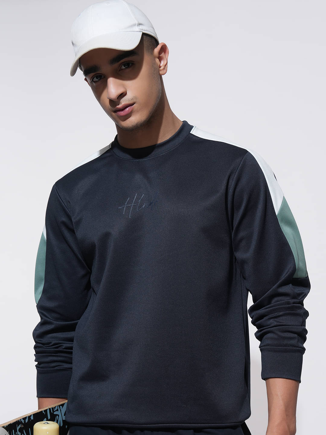    			Highlander Men Polyester Relaxed Fit Solid T-Shirt ( Multicolor )