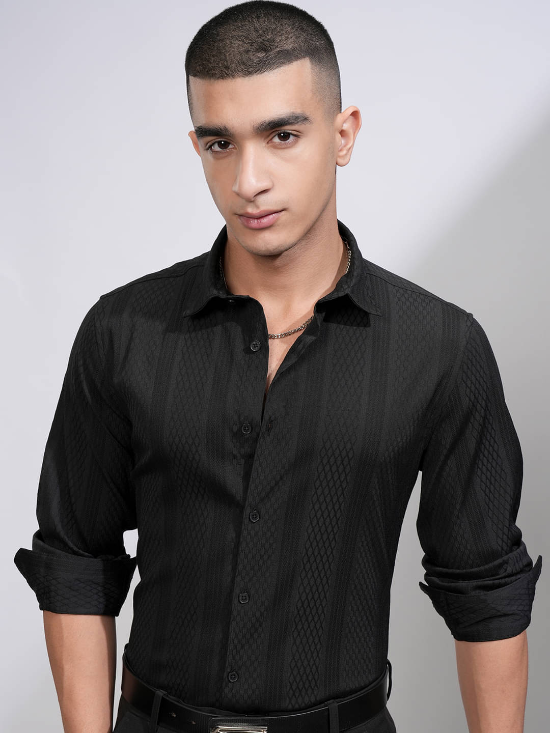     			Highlander Poly Cotton Regular Fit Striped Full Sleeves Men's Casual Shirt - Black ( Pack of 1 )