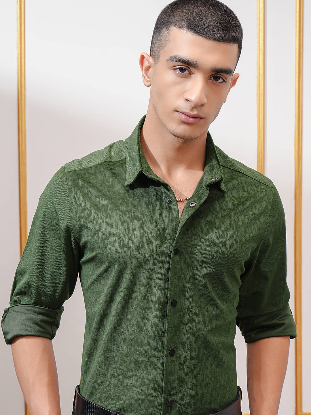     			Highlander Polyester Slim Fit Self Design Full Sleeves Men's Casual Shirt - Green ( Pack of 1 )