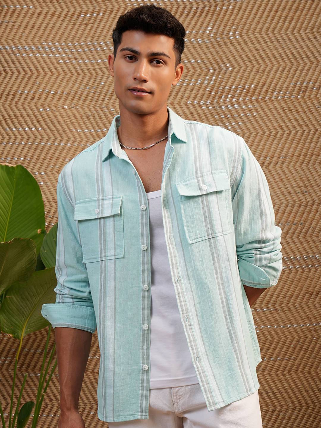 Locomotive 100% Cotton Relaxed Fit Checks Full Sleeves Men's Casual Shirt - Blue ( Pack of 1 )     			Locomotive 100% Cotton Relaxed Fit Checks Full Sleeves Men's Casual Shirt - Blue ( Pack of 1 )