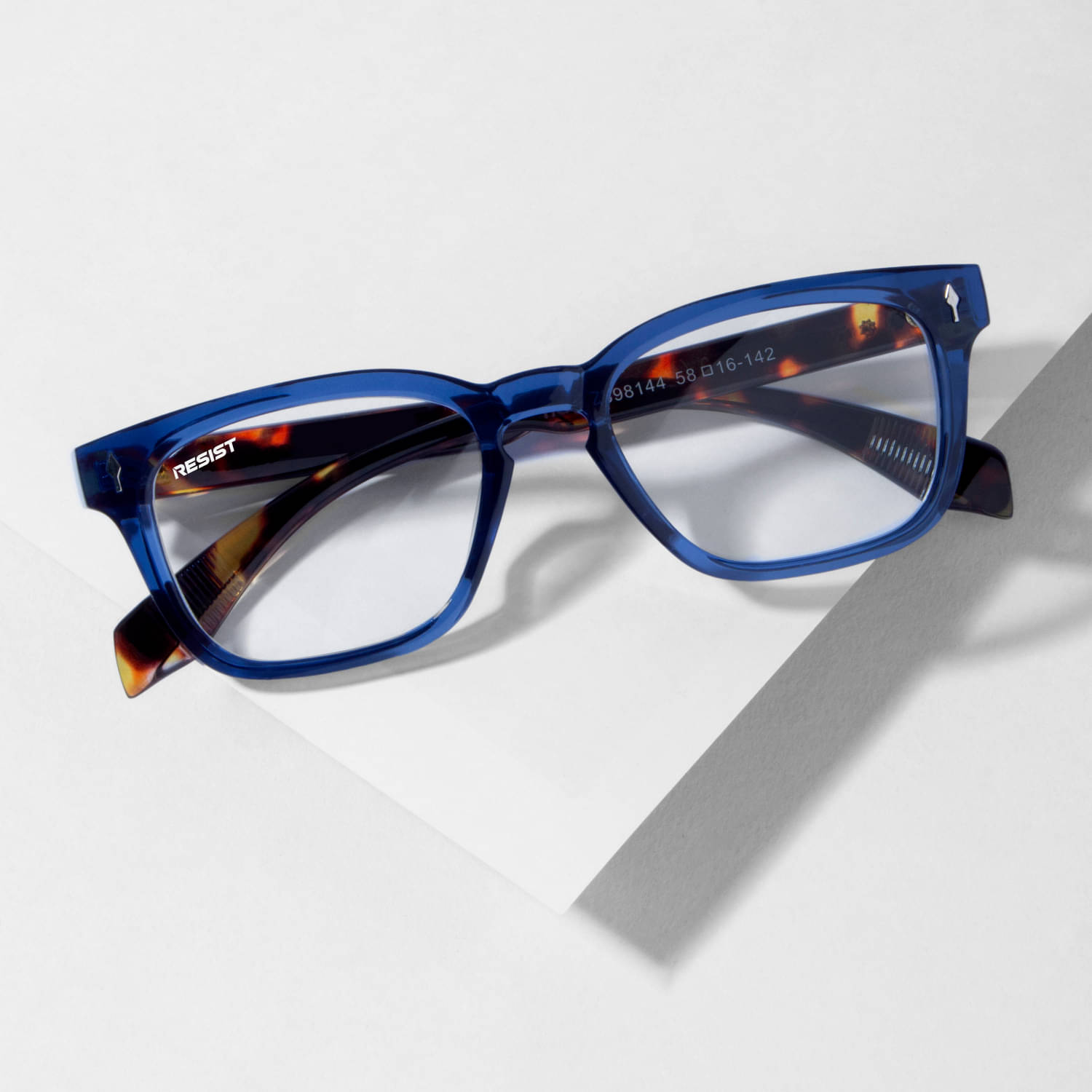     			RESIST EYEWEAR Blue Rectangular Sunglasses ( Pack of 1 )