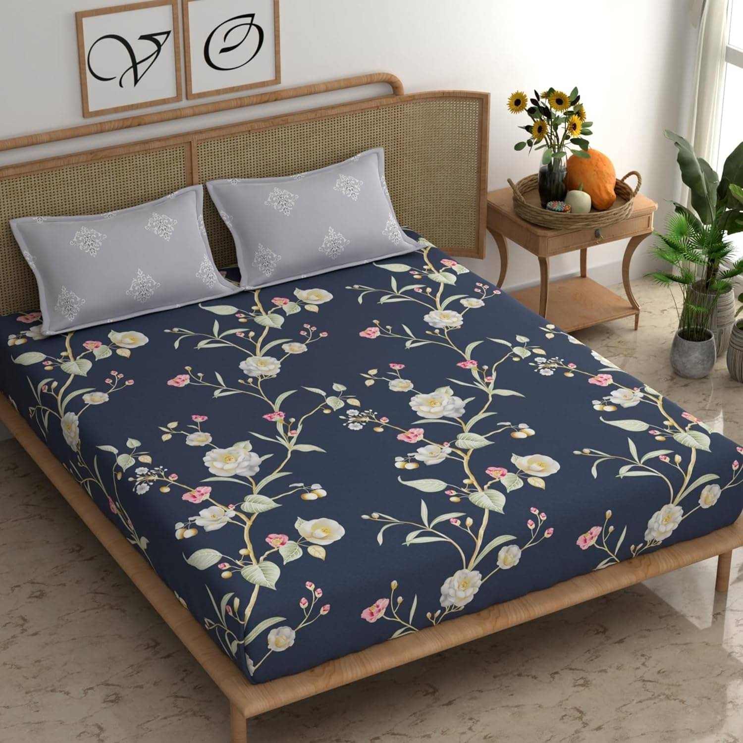     			UrbanArts Glace Cotton 1 Double King Bedsheet with 2 Pillow Covers ( Multicolor )