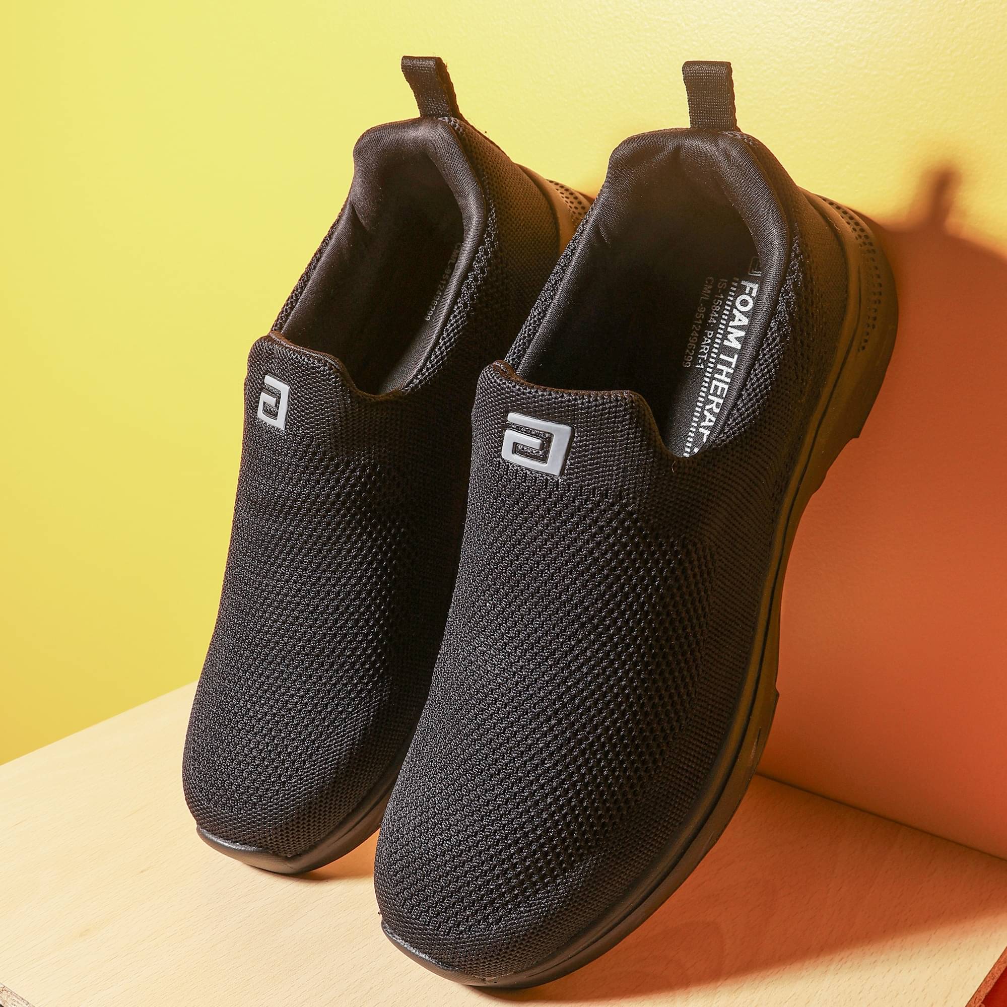     			ASIAN WONDERWALK-11 Black Men's Slip-on Shoes