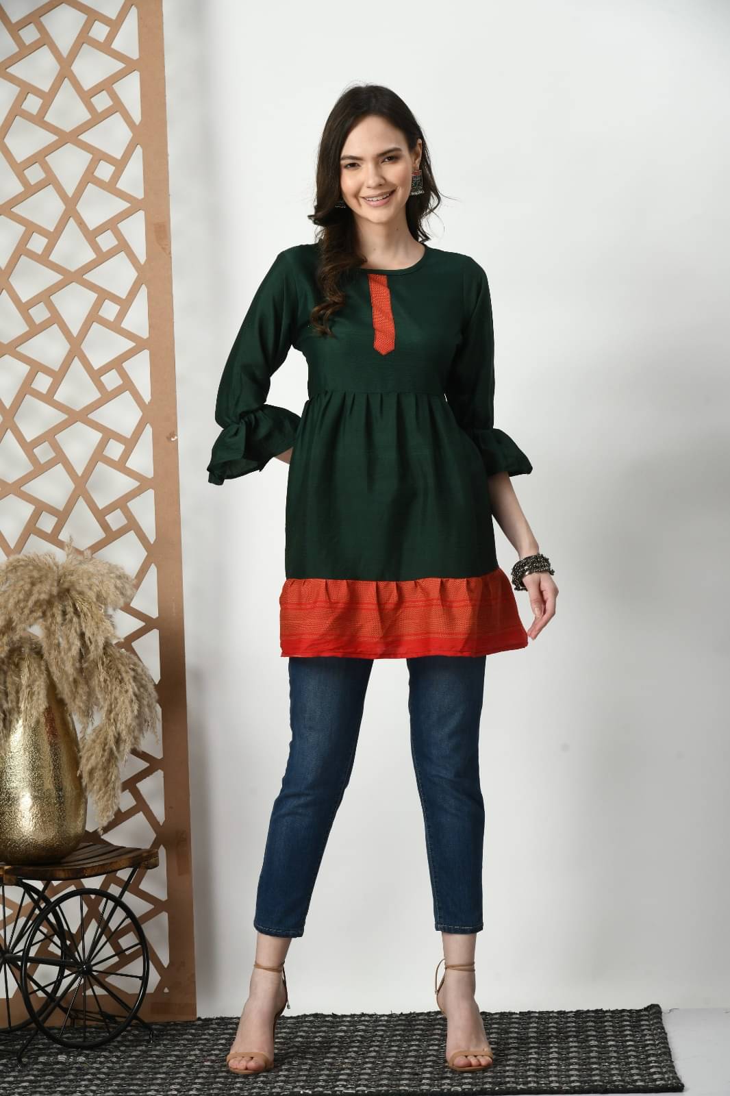     			Fashionfricks Women's Crepe Regular Top ( Green )