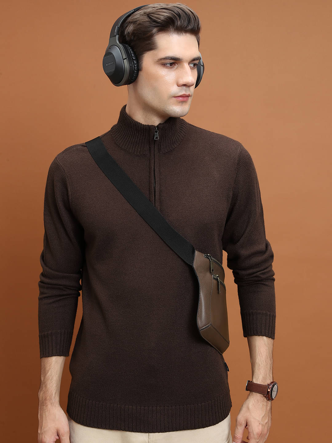 Highlander Acrylic High Neck Men's Full Sleeves Pullover Sweater - Brown ( Pack of 1 )     			Highlander Acrylic High Neck Men's Full Sleeves Pullover Sweater - Brown ( Pack of 1 )