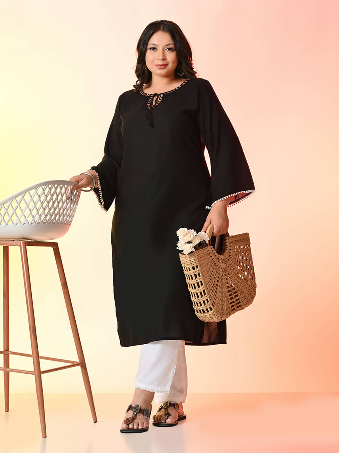 PrettyPlus by Desinoor.com Women Viscose Rayon Embroidered Straight Kurti ( Black ) PrettyPlus by Desinoor.com Women Viscose Rayon Embroidered Straight Kurti ( Black )
