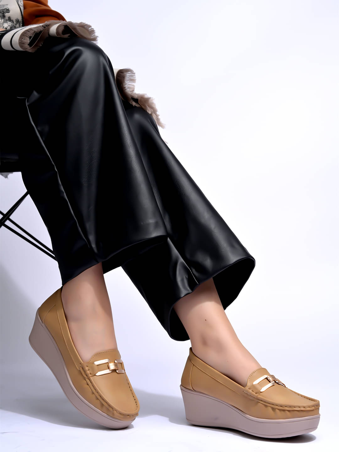     			Shoetopia Tan Women's Loafers