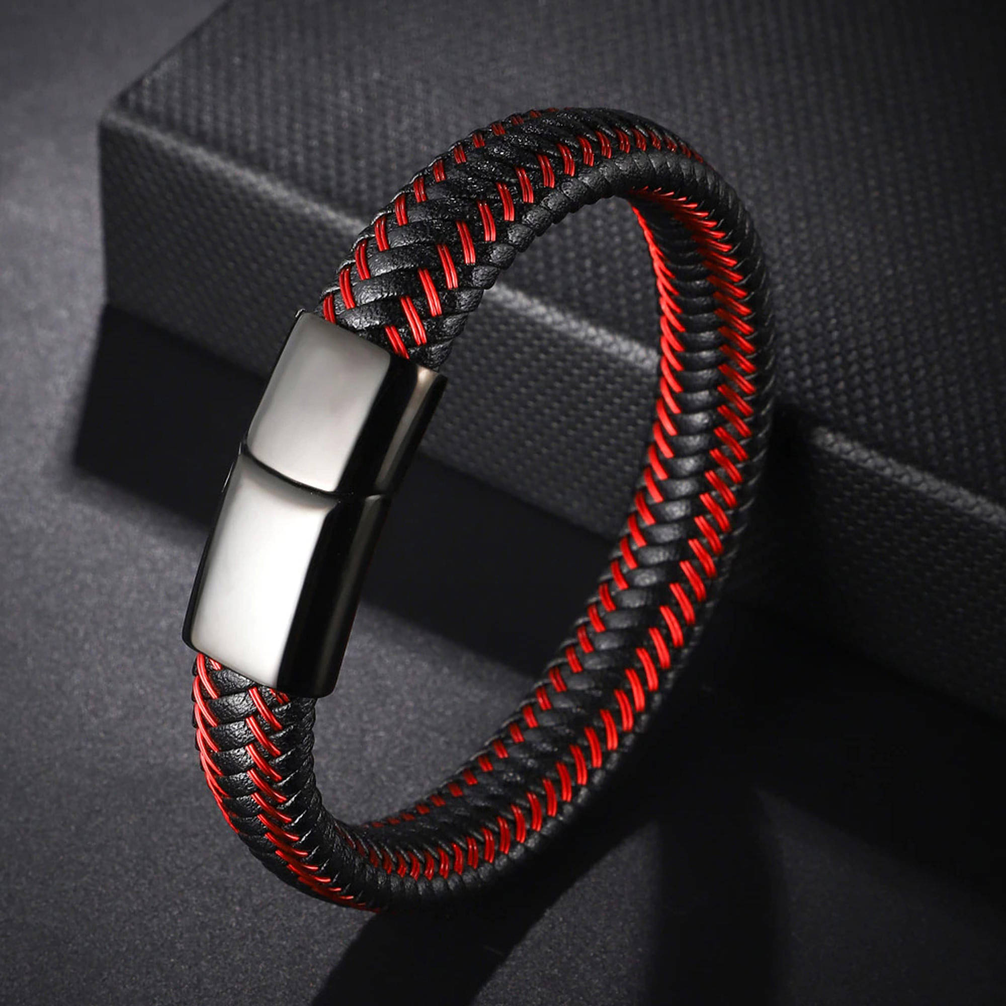     			Thrillz Red Bracelet ( Pack of 1 )