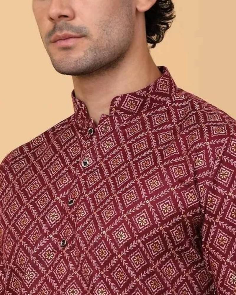 AMAR VSTRA Maroon Cotton Men's Regular Kurta ( Pack of 1 ) AMAR VSTRA Maroon Cotton Men's Regular Kurta ( Pack of 1 )