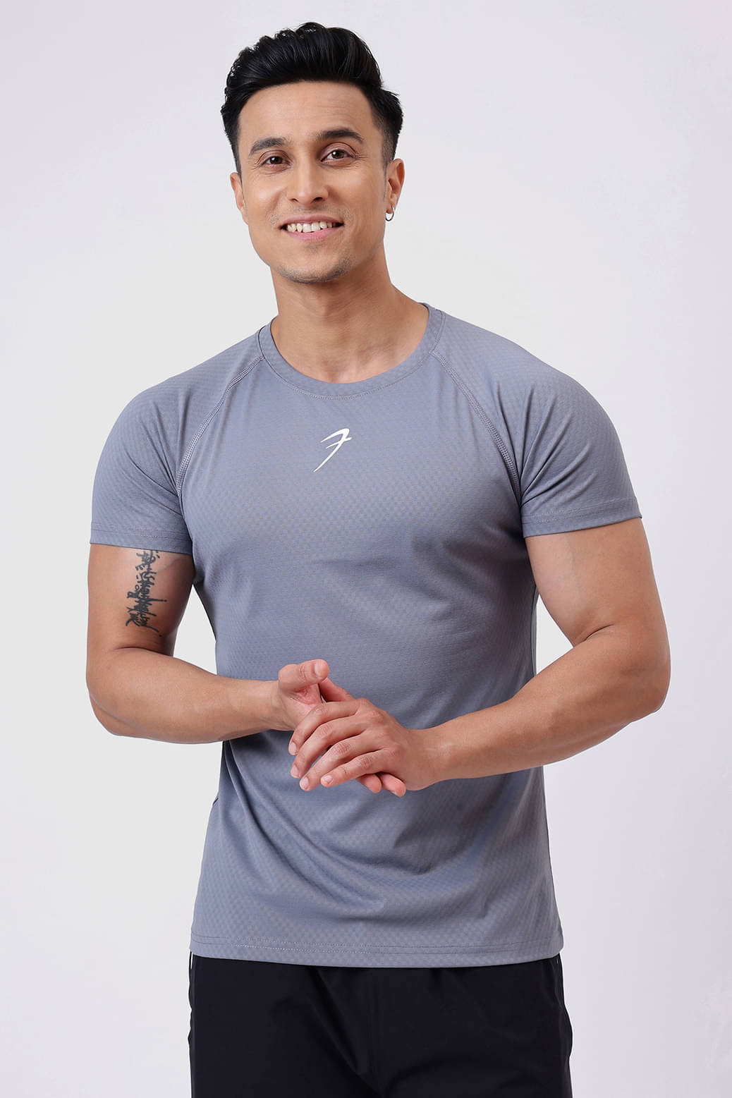 Fuaark Grey Polyester Slim Fit Men's Sports T-Shirt ( Pack of 1 )     			Fuaark Grey Polyester Slim Fit Men's Sports T-Shirt ( Pack of 1 )