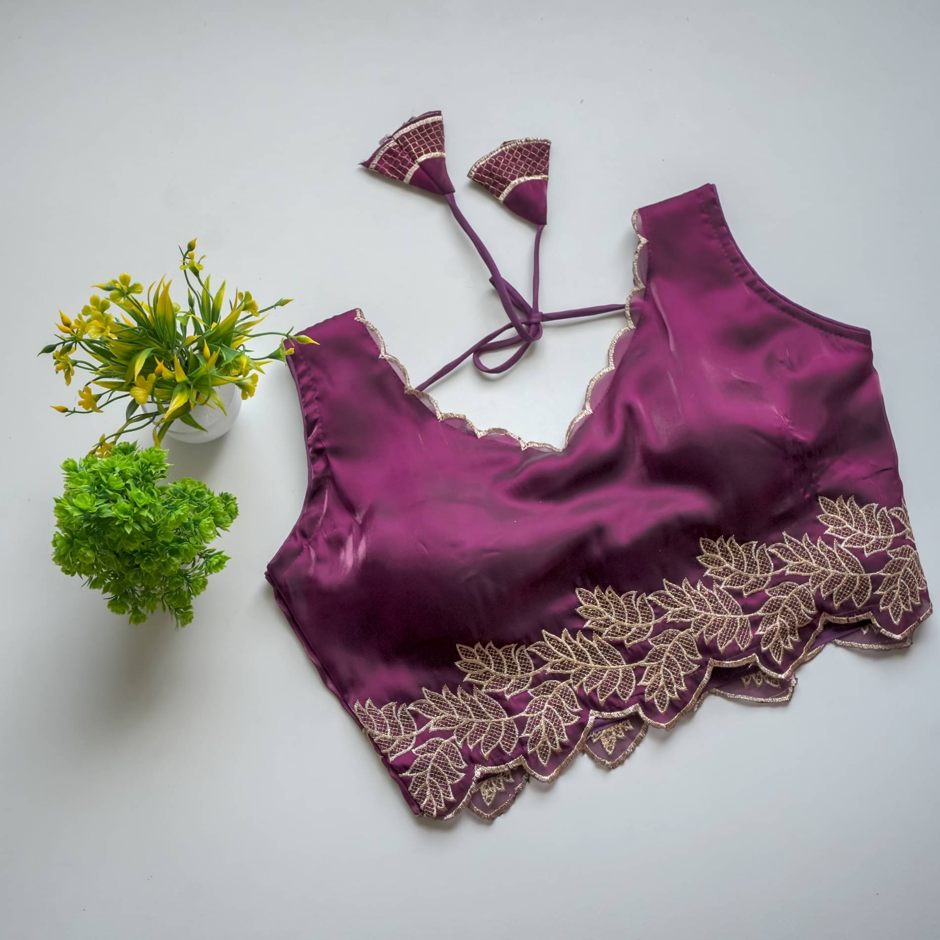     			Modern Mughals Wine Readymade with Pad Art Silk Women's Blouse ( Pack of 1 )