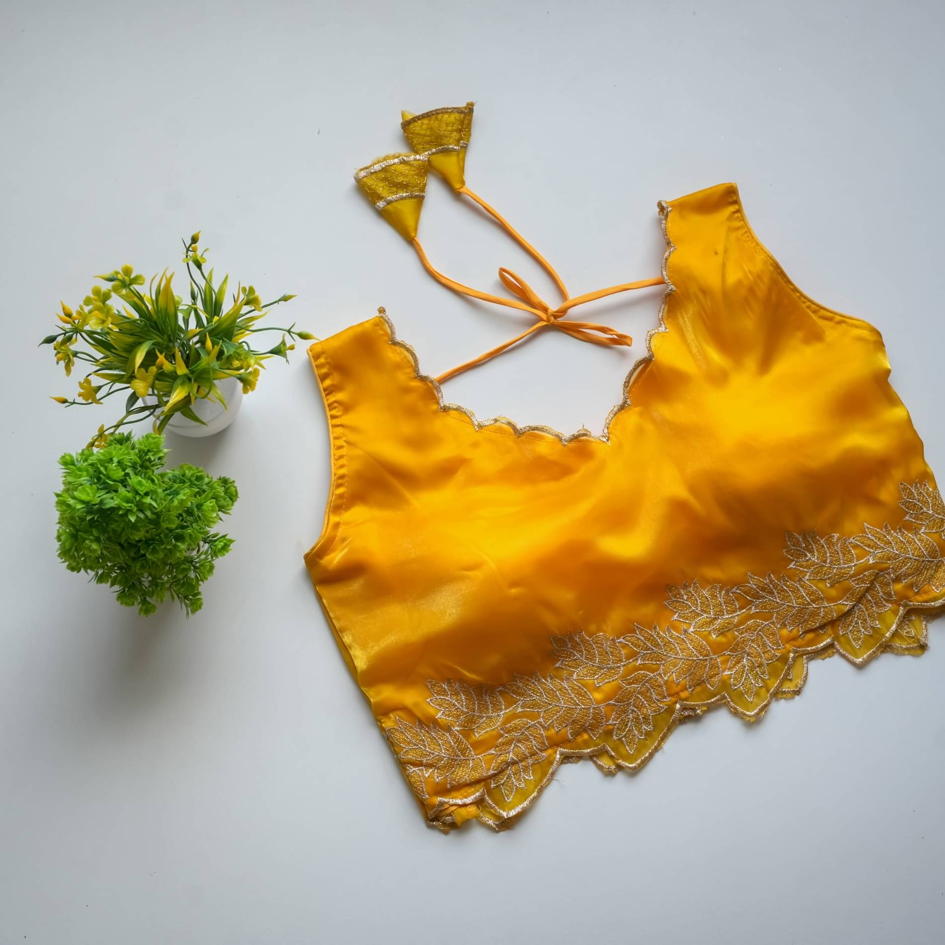     			Modern Mughals Yellow Readymade with Pad Art Silk Women's Blouse ( Pack of 1 )