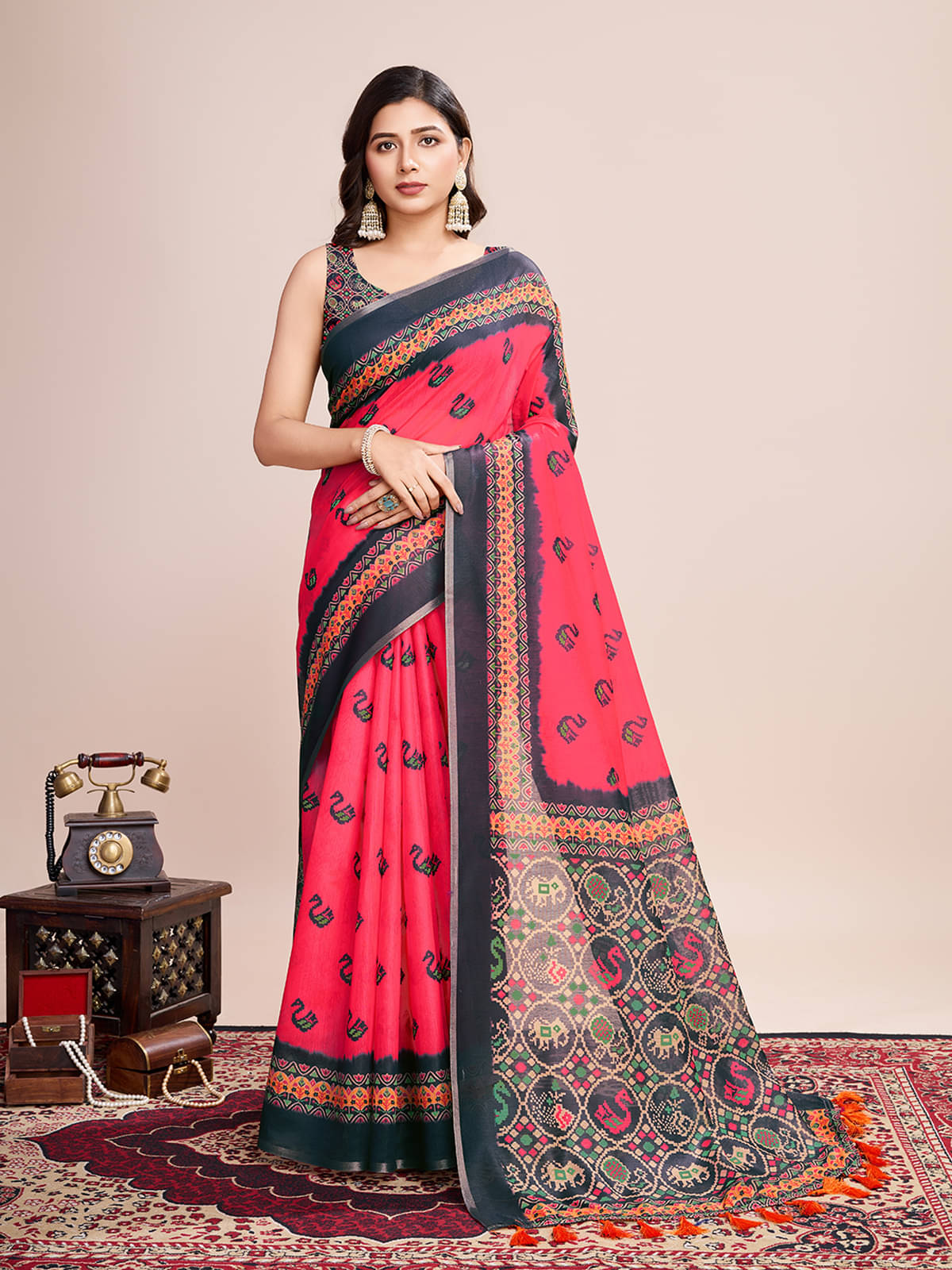     			OFLINE SELCTION Linen Printed Phulkari saree With Unstitched Blouse Piece ( Rust )