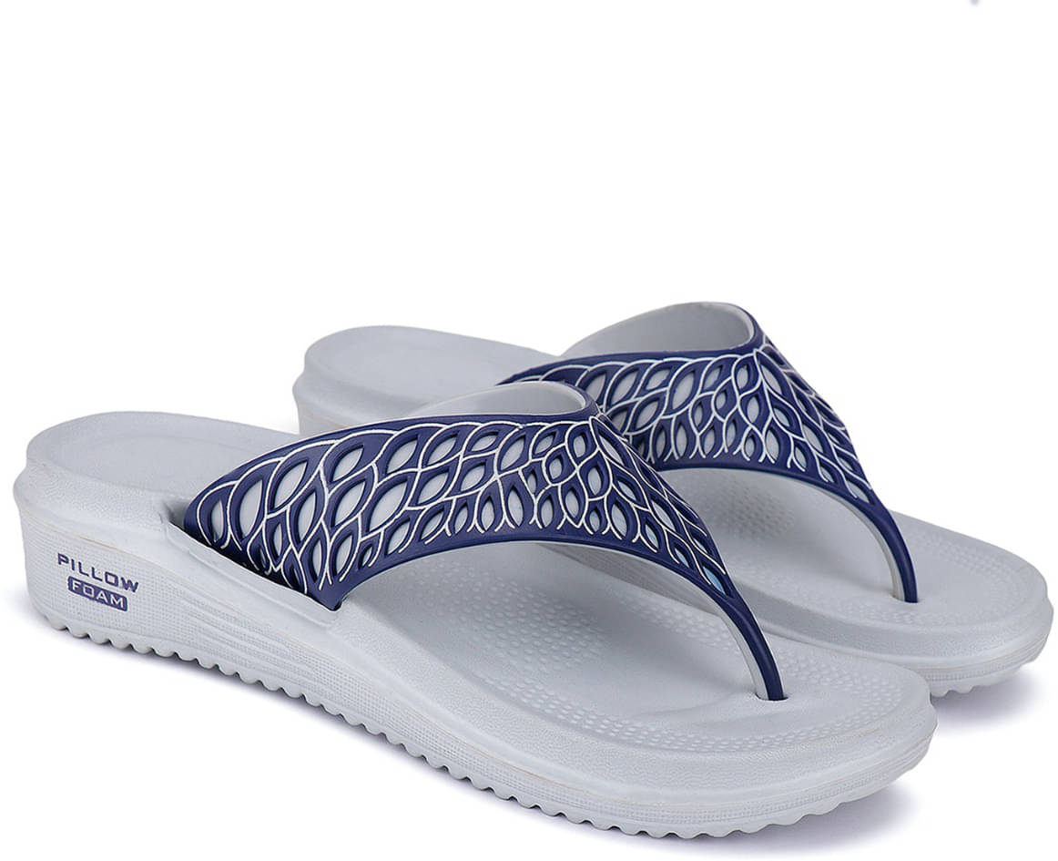     			PENNEN Grey Women's Thong Flip Flop