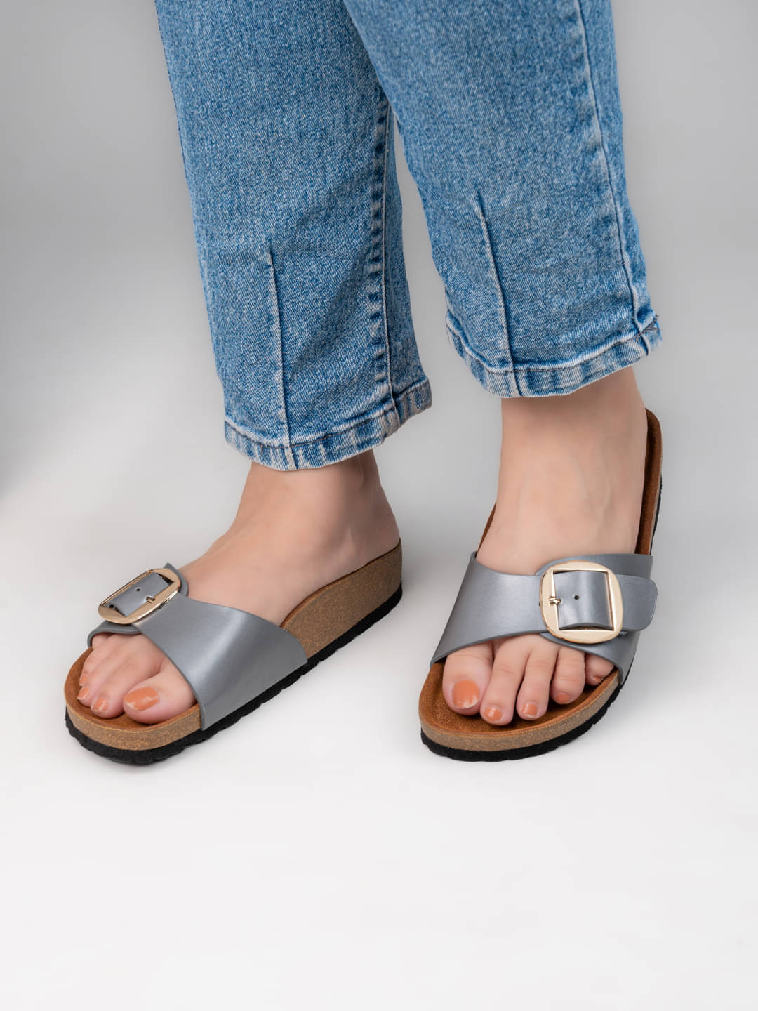     			Fentacia Silver Women's Flats
