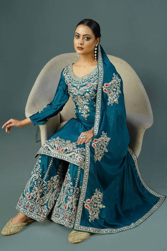     			Garv Enterprises Women Silk Embroidered Straight Kurti With Sharara And Gharara ( Teal )