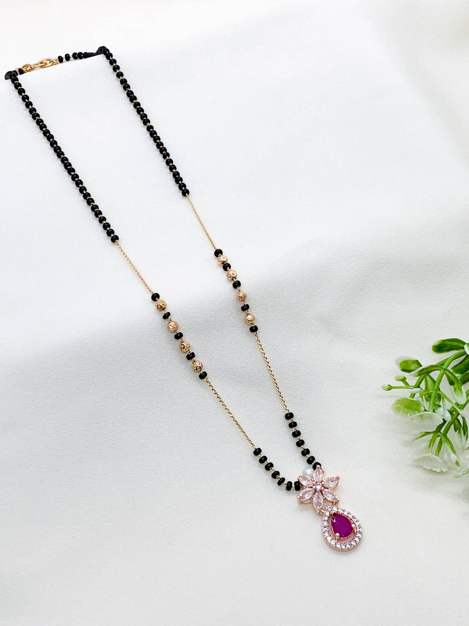     			GlowNest Pink Mangalsutra ( Pack of 1 )
