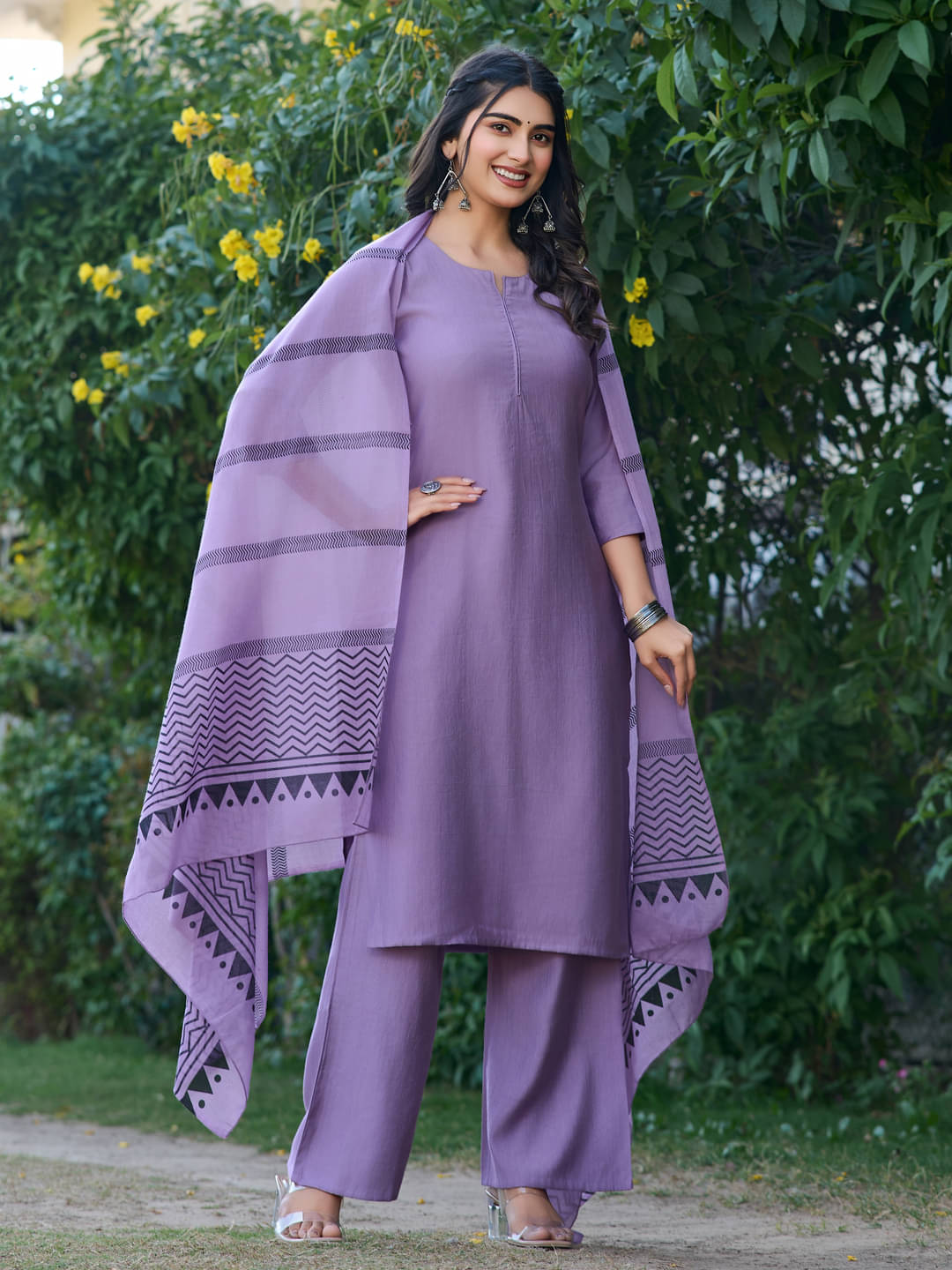     			Jinal Creation Women Cotton Blend Self Design Straight Kurti With Palazzo ( Lavender )